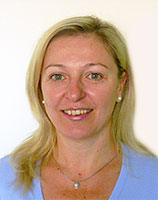 Mgr. Simona Chárová, Lékárny Lloyds